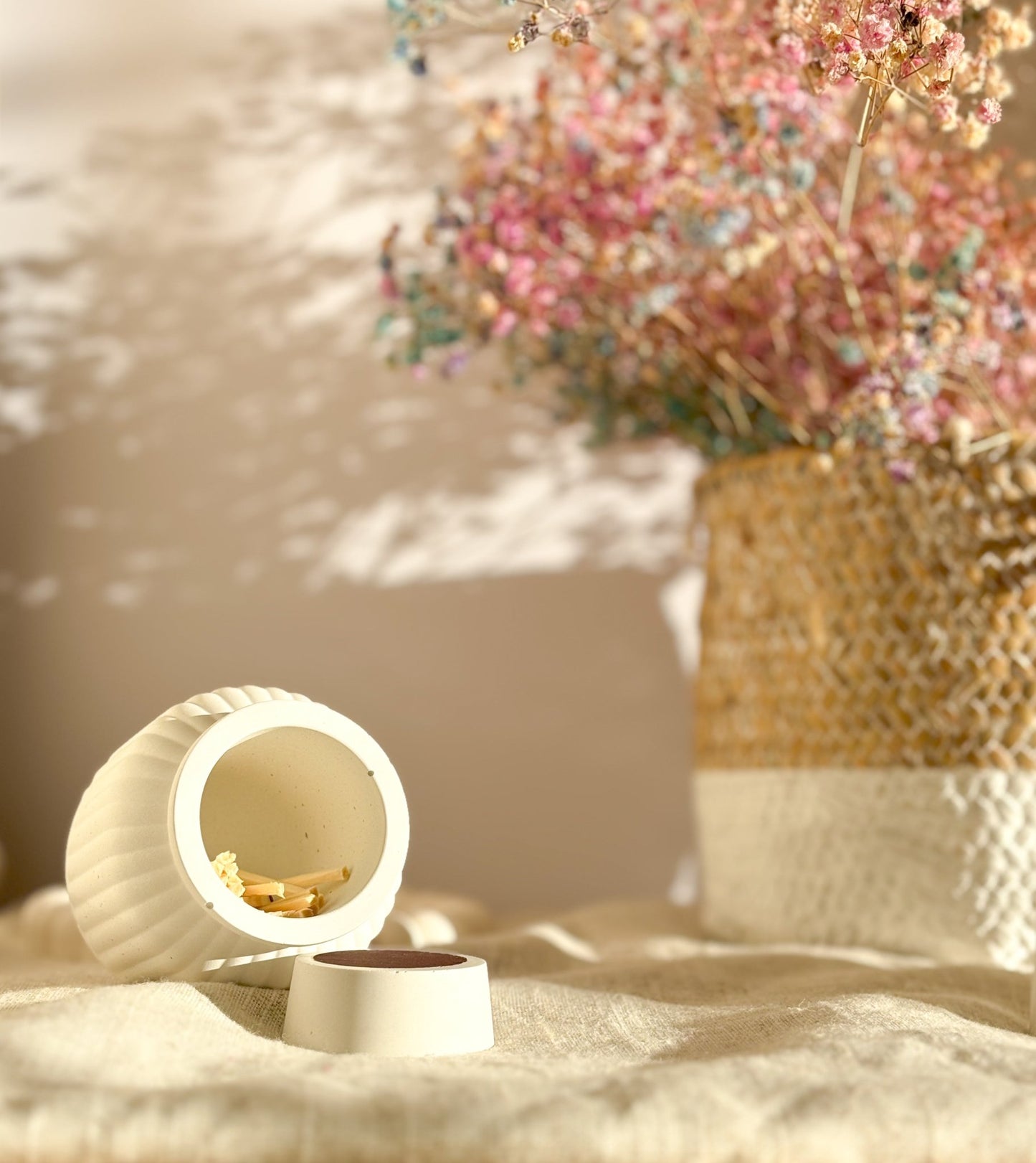 Guarda cerillas Wavy - Menta Atelier