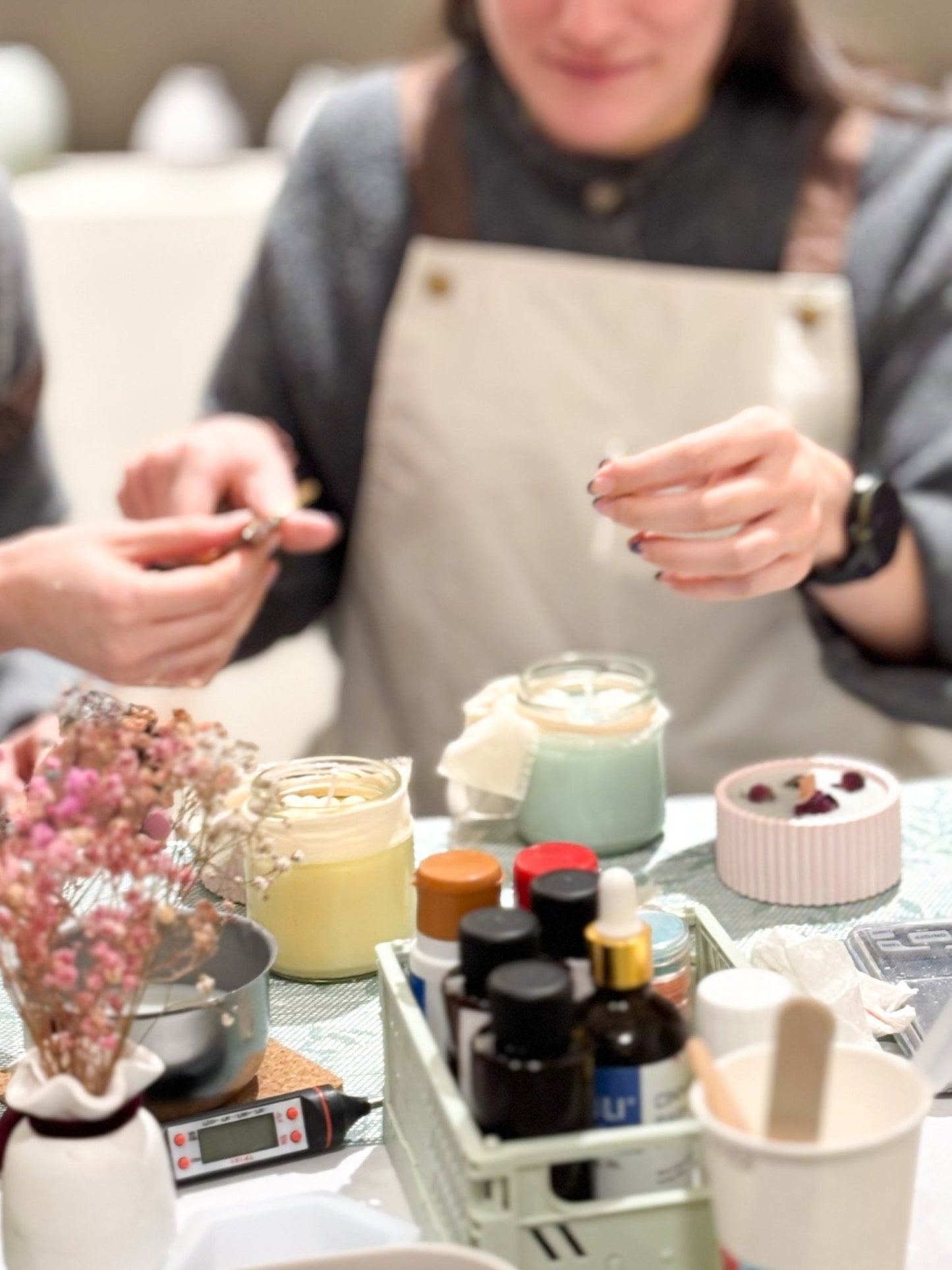 Taller de elaboración de velas aromáticas - Menta Atelier