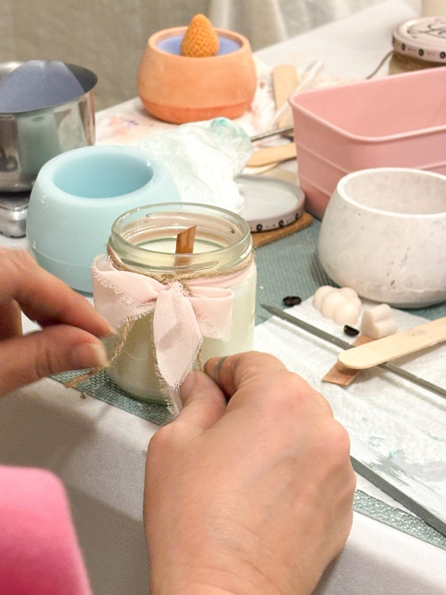 Taller de elaboración de velas aromáticas - Menta Atelier